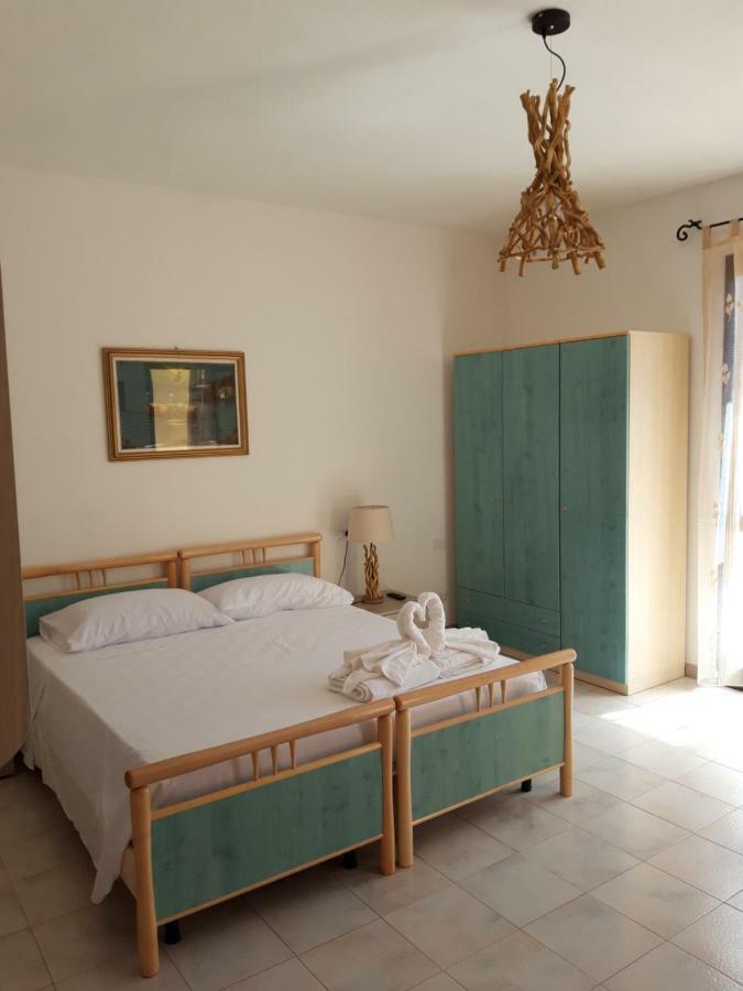 S'Apposentu Hotel Villasimius Buitenkant foto